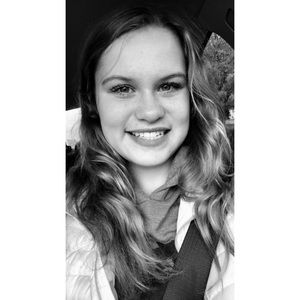 Meet your Posher, Natalie